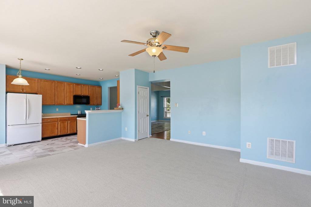 105 Foxwood Drive, Smyrna, DE 19977