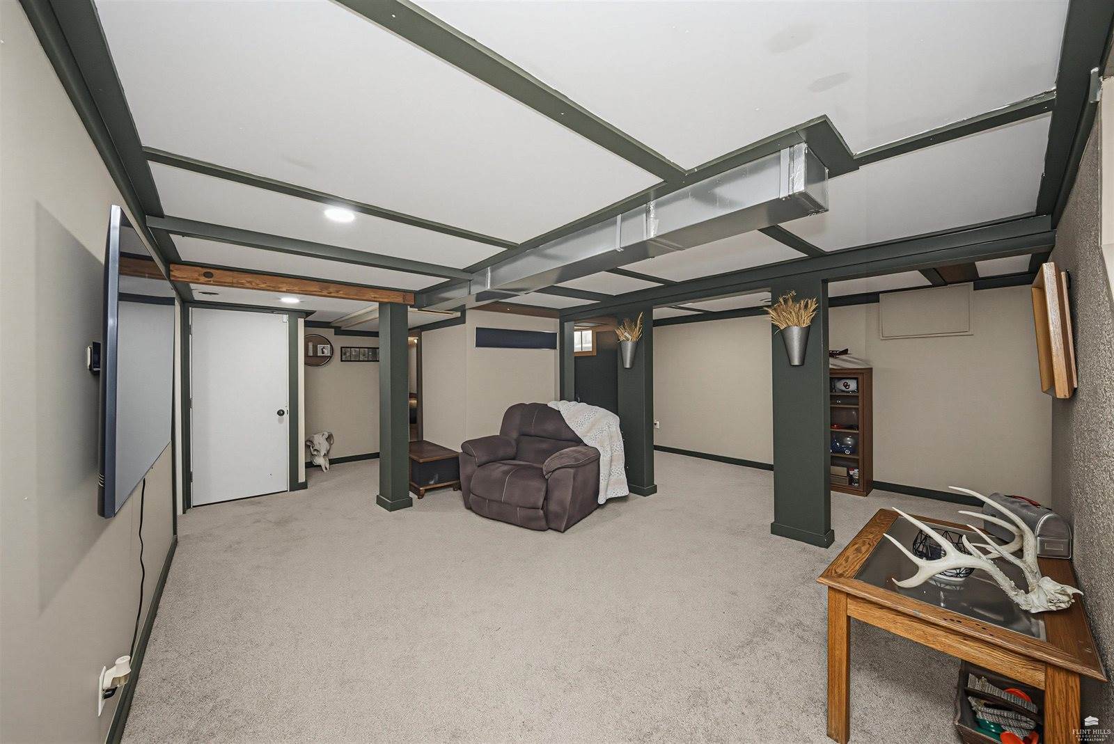 11447 J Hill Road, Junction City, KS 66441