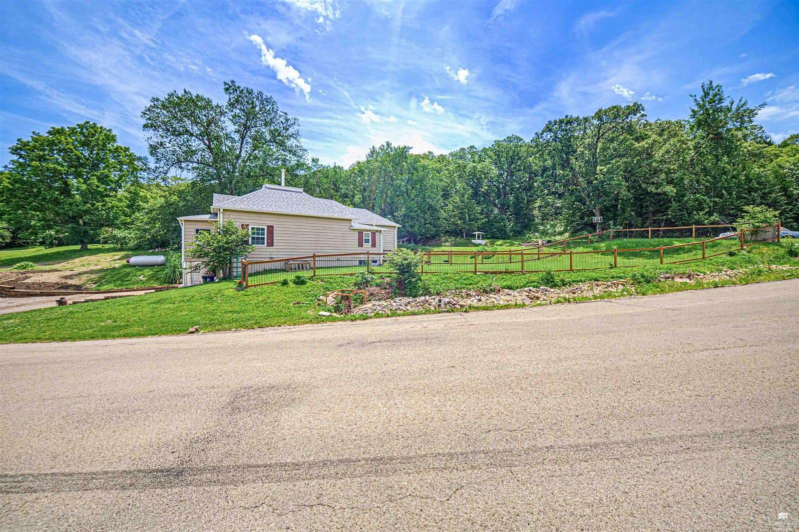 11447 J Hill Road, Junction City, KS 66441