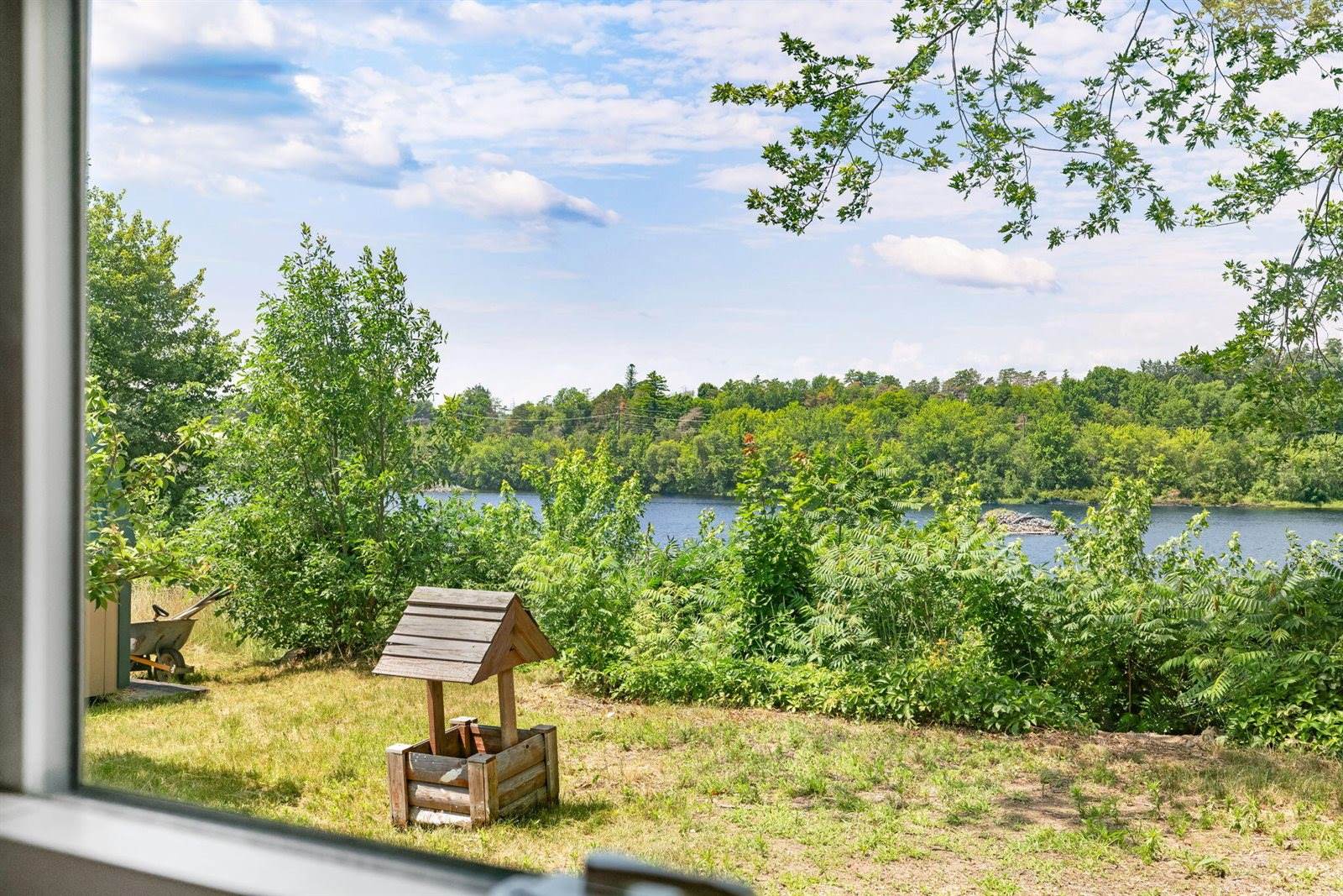 722 North Main Street, Brewer, ME 04412