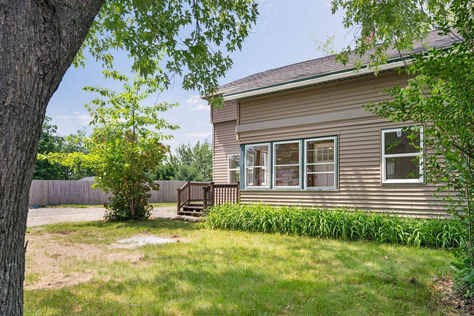 722 North Main Street, Brewer, ME 04412