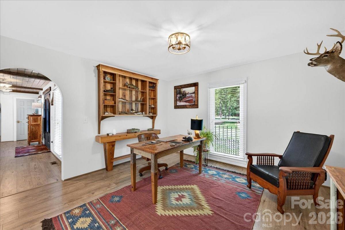 11100 Tara Oaks Drive, Mint Hill, NC 28227