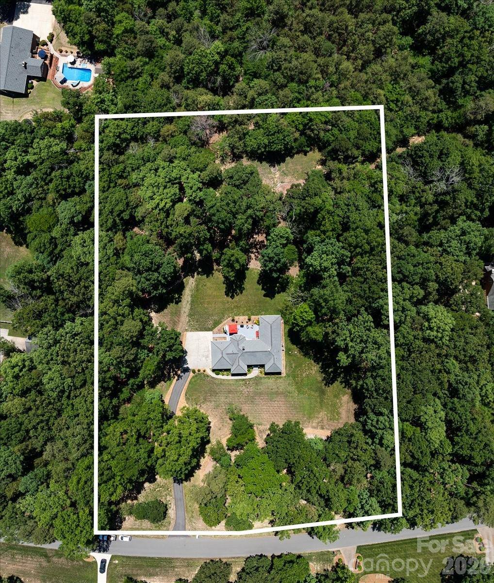 11100 Tara Oaks Drive, Mint Hill, NC 28227