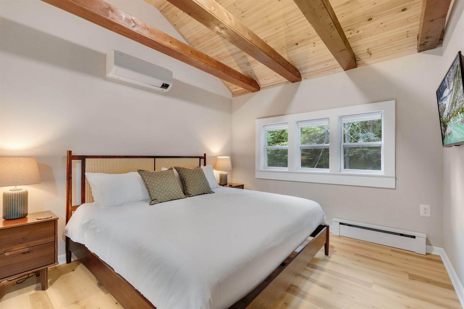 5 Cedar Hill Road, Tremont, ME 04674