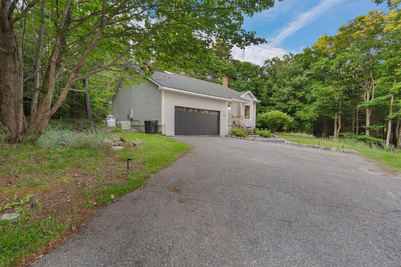 5 Cedar Hill Road, Tremont, ME 04674