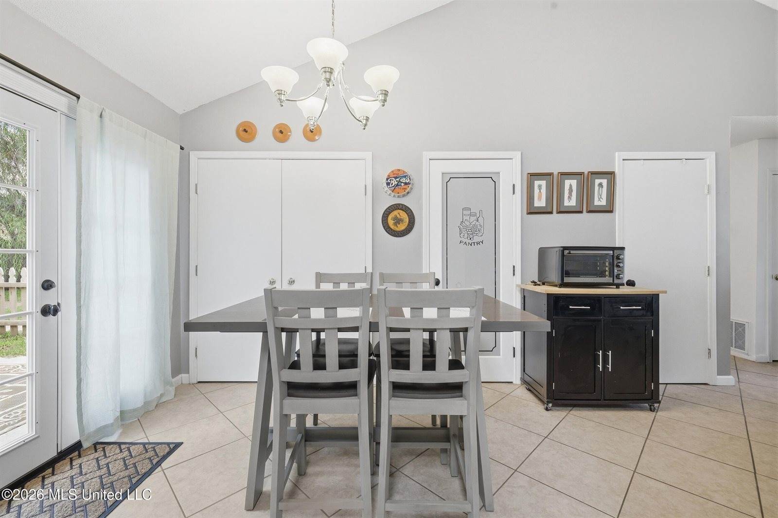 4152 Magnolia Place, D'Iberville, MS 39540