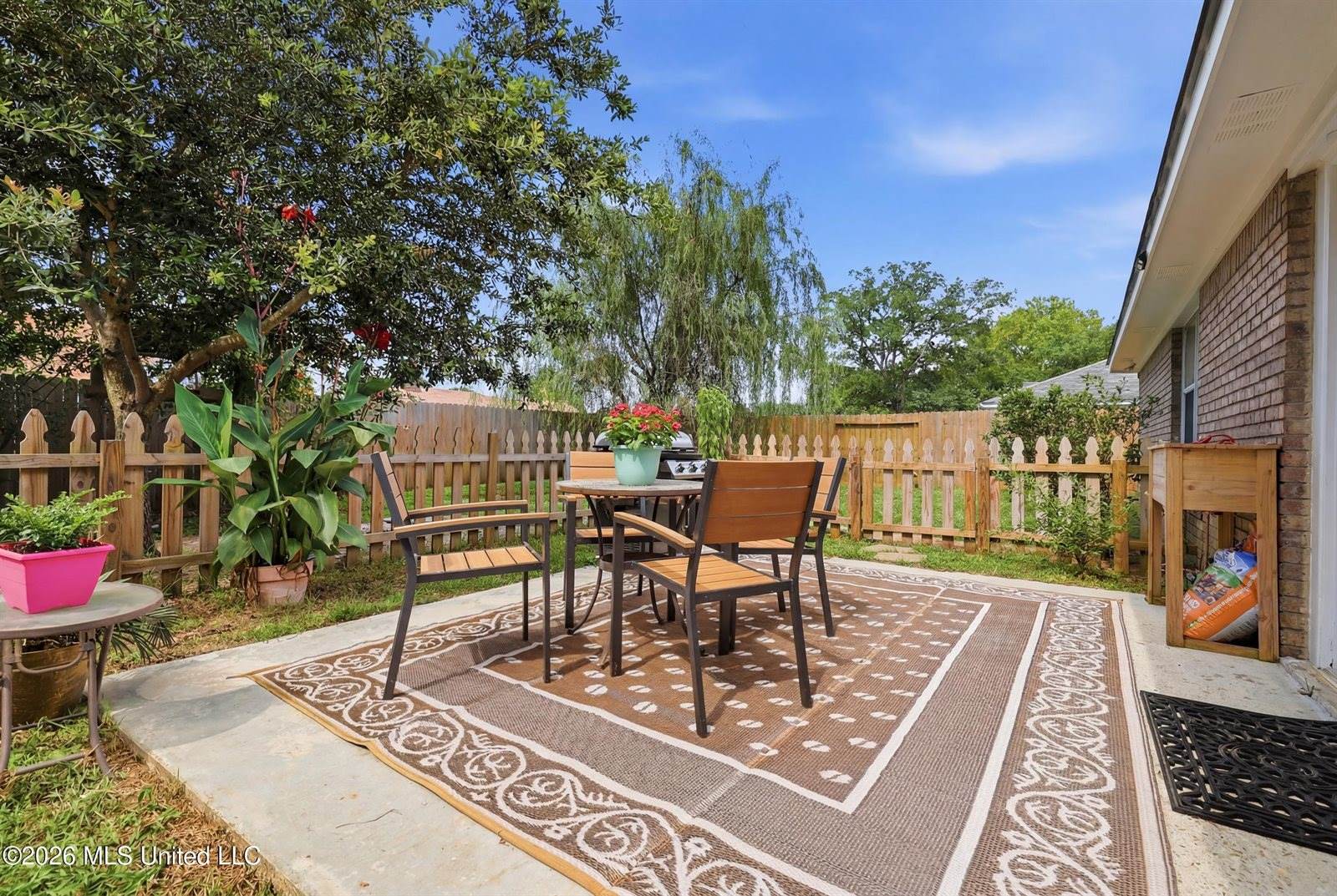 4152 Magnolia Place, D'Iberville, MS 39540