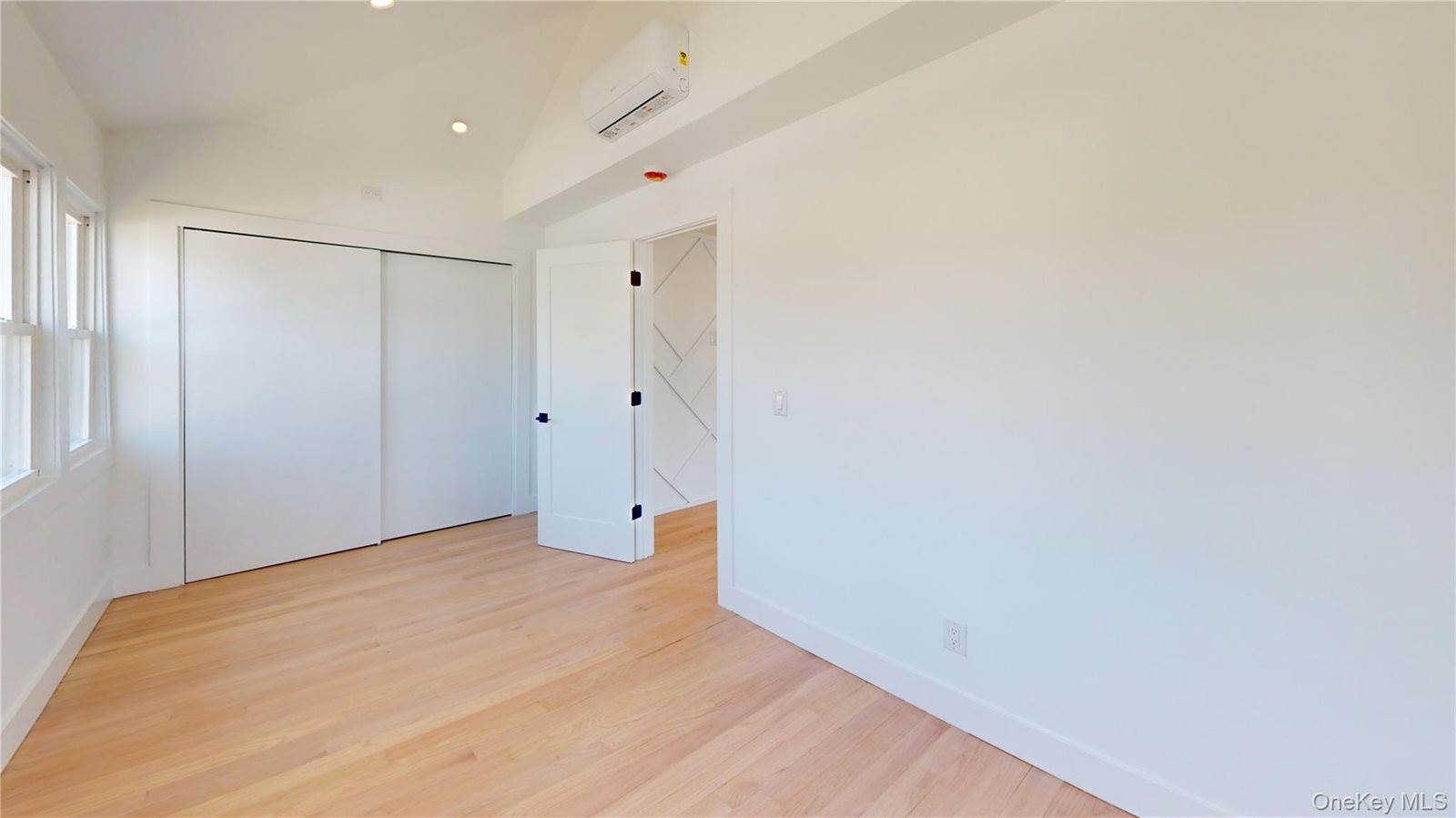 9 Franklin Street, East Rockaway, NY 11518