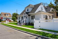 9 Franklin Street, East Rockaway, NY 11518