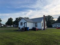550 S 6th St, Akron, IA 51001