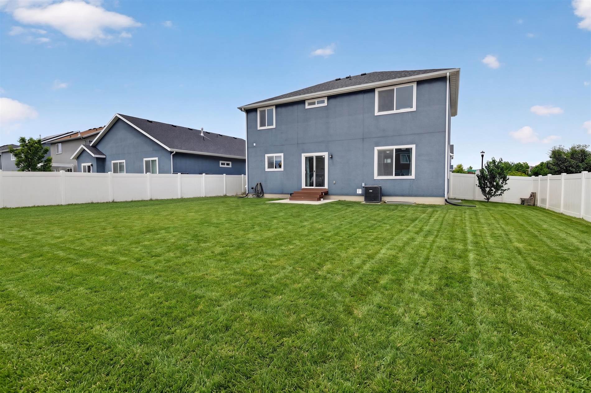 1374 W Ballast Way, Eagle Mountain, UT 84005