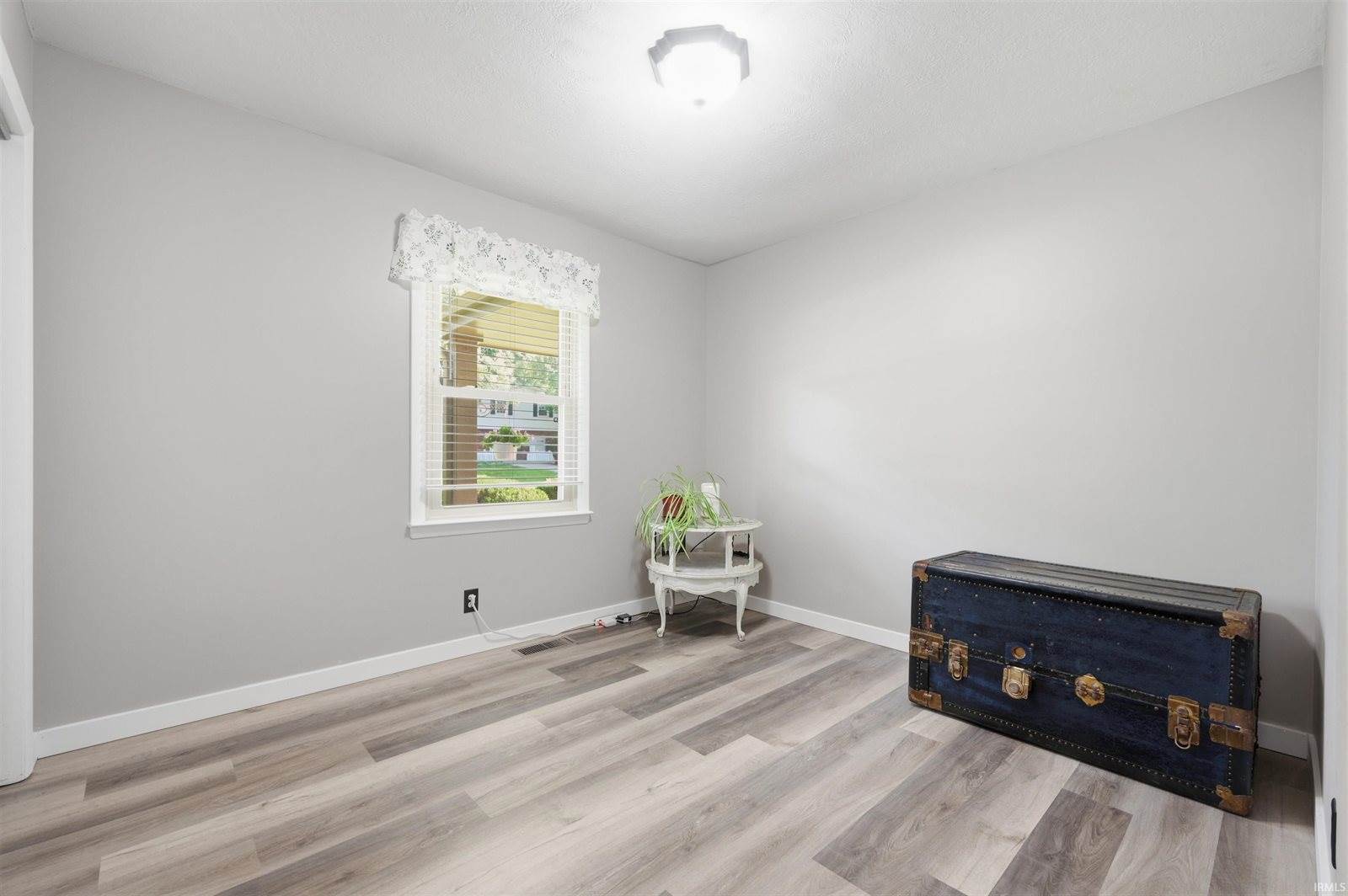 9109 W Tulip Tree Drive, Muncie, IN 47304