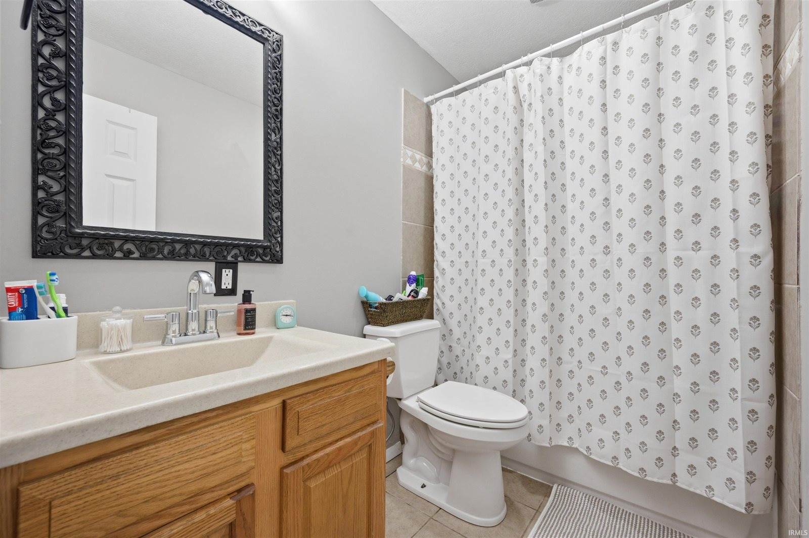 9109 W Tulip Tree Drive, Muncie, IN 47304