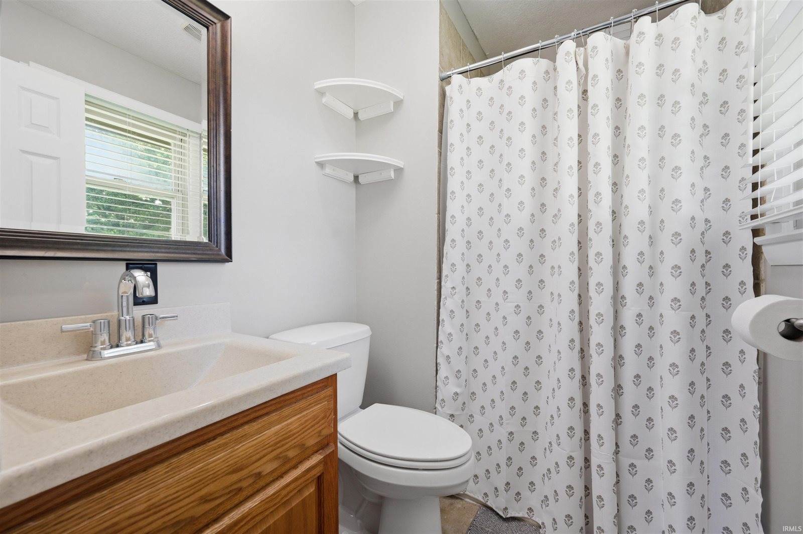 9109 W Tulip Tree Drive, Muncie, IN 47304