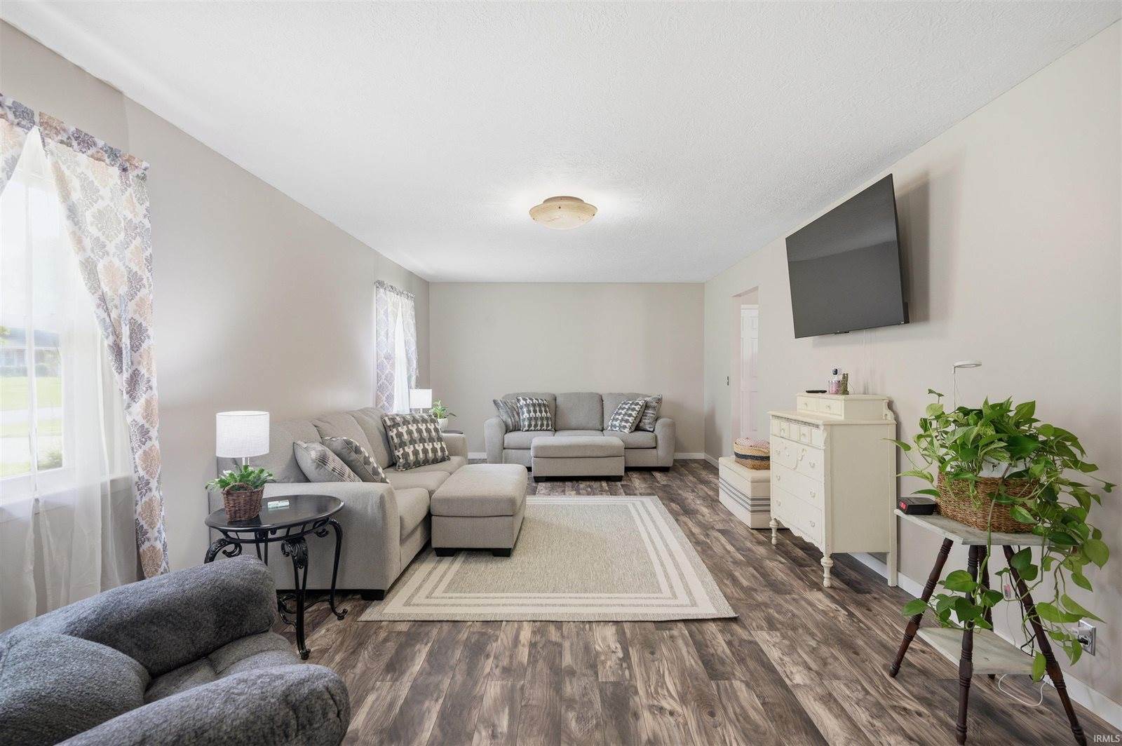 9109 W Tulip Tree Drive, Muncie, IN 47304