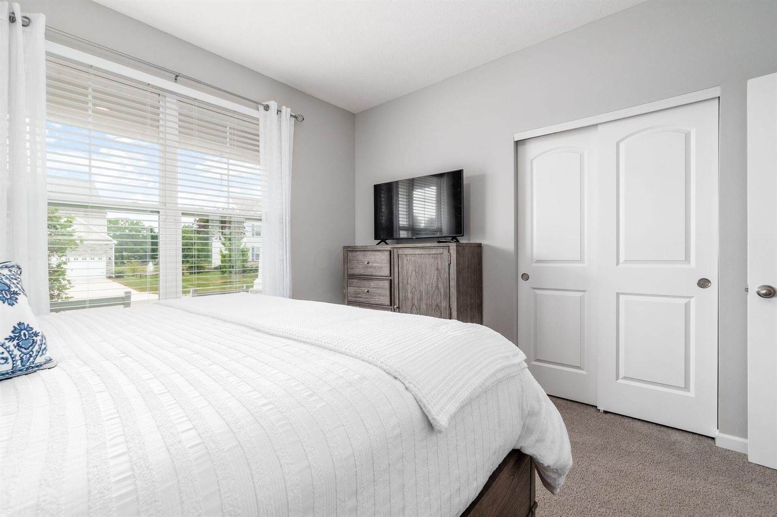 6401 Johnnycake Lane, Galena, OH 43021