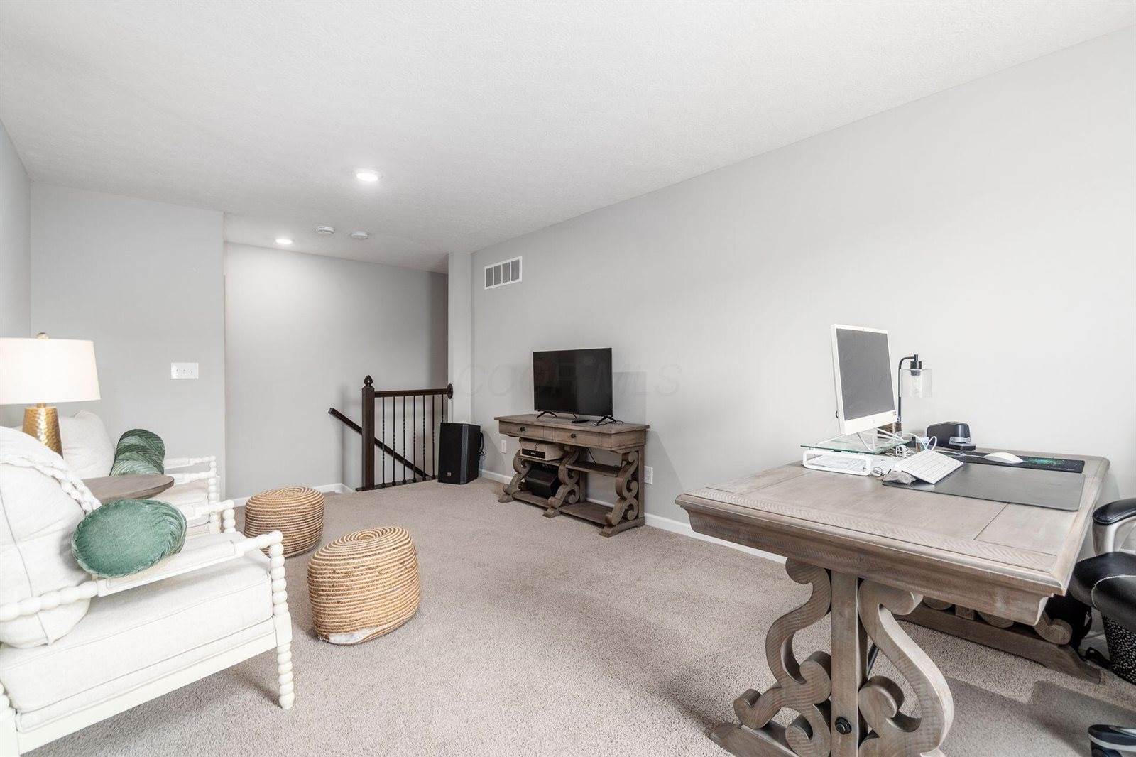 6401 Johnnycake Lane, Galena, OH 43021