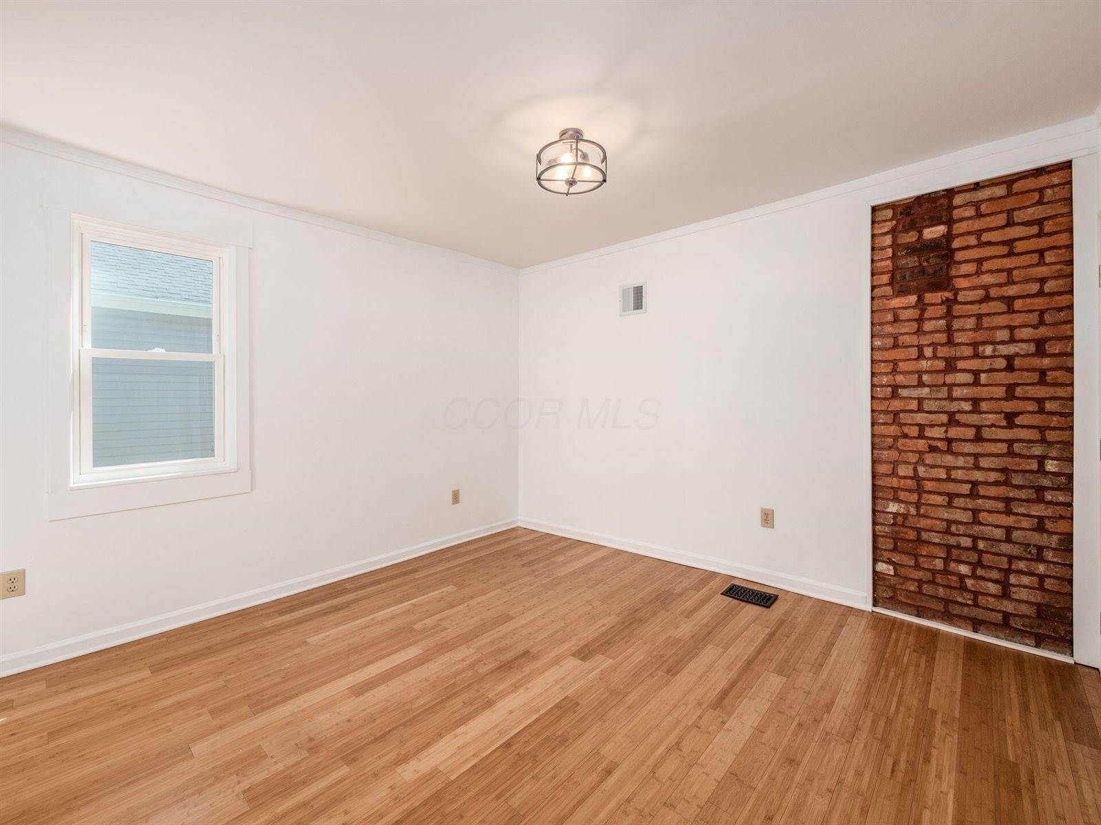 574 Seymour Avenue, Columbus, OH 43205