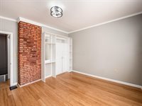 574 Seymour Avenue, Columbus, OH 43205