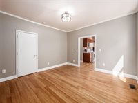 574 Seymour Avenue, Columbus, OH 43205