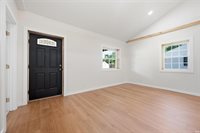 922 S Umbarger Road, Muncie, IN 47304