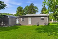 922 S Umbarger Road, Muncie, IN 47304