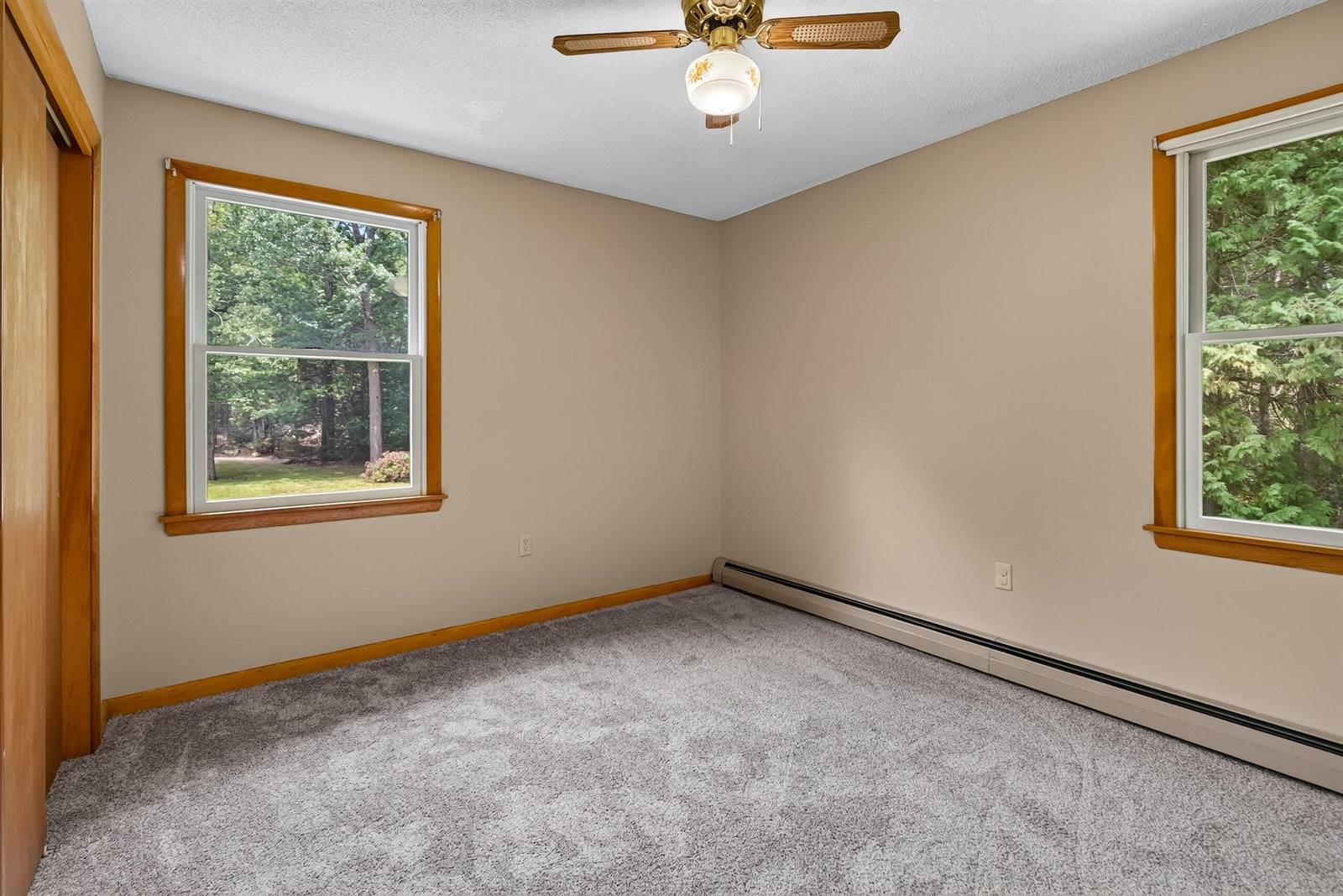 130 Stillwater Avenue, Orono, ME 04473