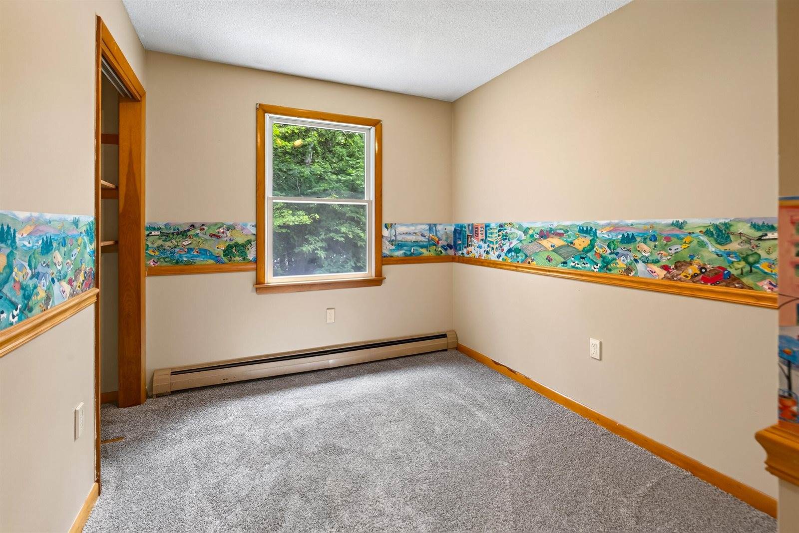 130 Stillwater Avenue, Orono, ME 04473
