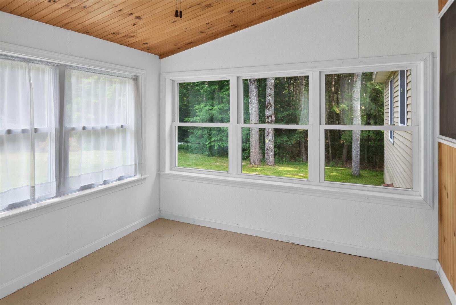 130 Stillwater Avenue, Orono, ME 04473
