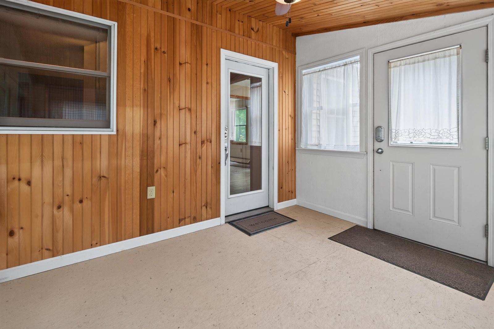 130 Stillwater Avenue, Orono, ME 04473