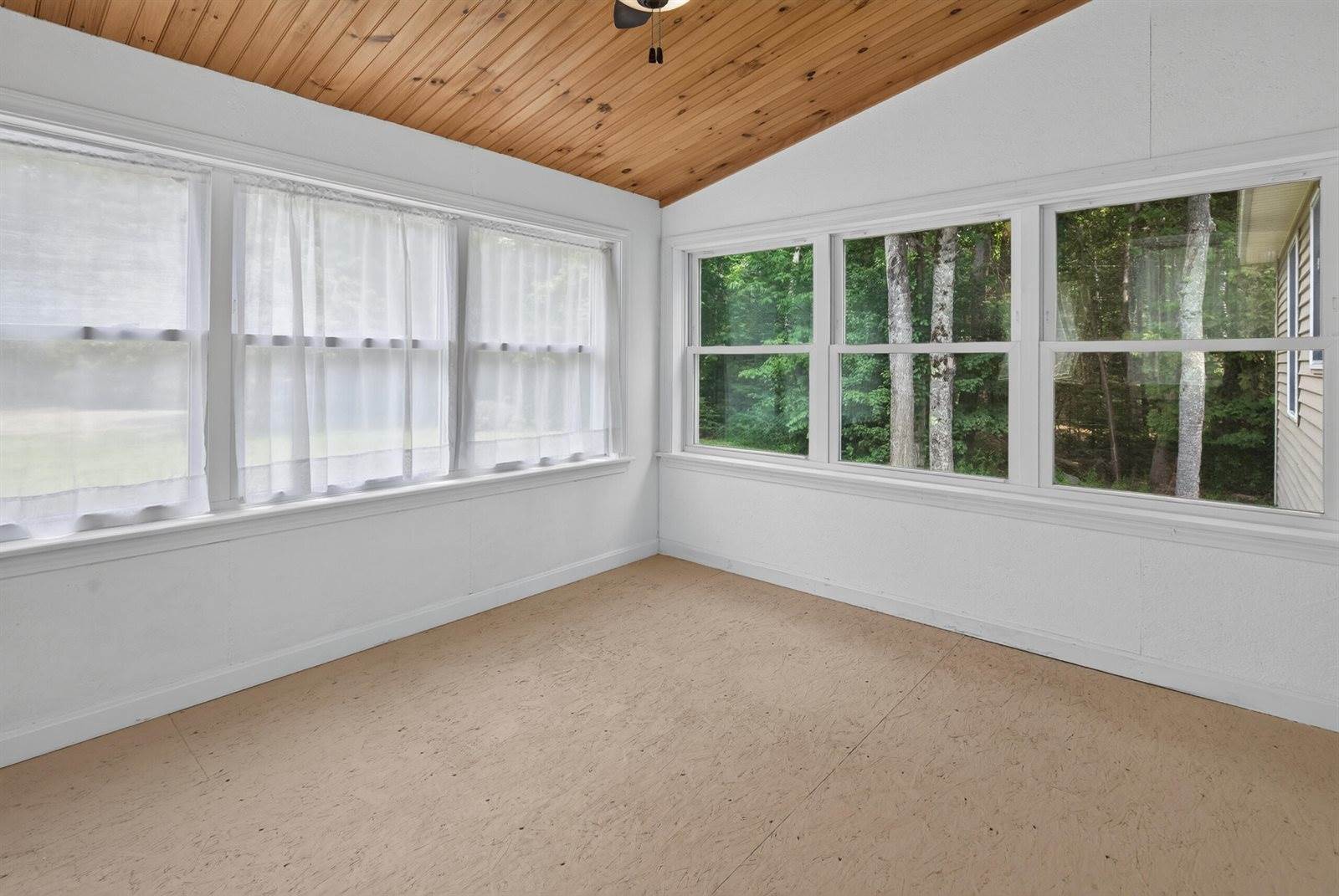 130 Stillwater Avenue, Orono, ME 04473