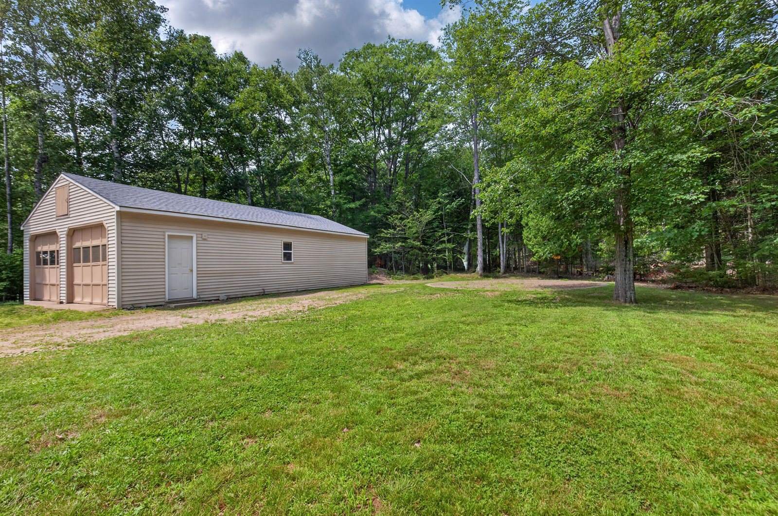 130 Stillwater Avenue, Orono, ME 04473