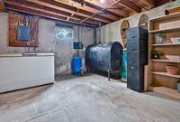130 Stillwater Avenue, Orono, ME 04473