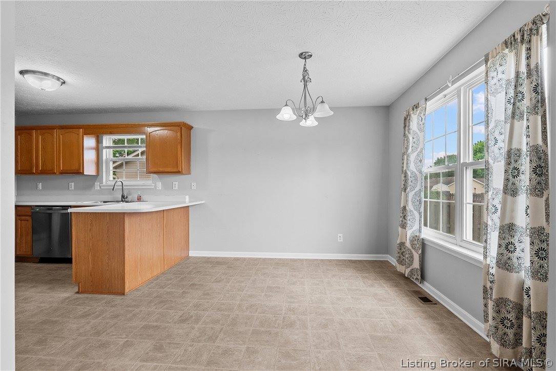 514 Presley Lane, Jeffersonville, IN 47130