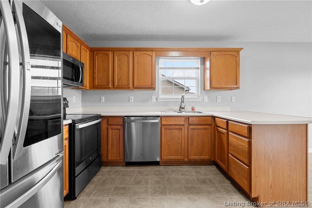 514 Presley Lane, Jeffersonville, IN 47130
