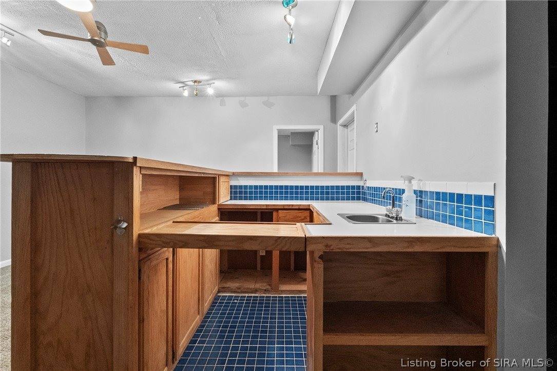 514 Presley Lane, Jeffersonville, IN 47130