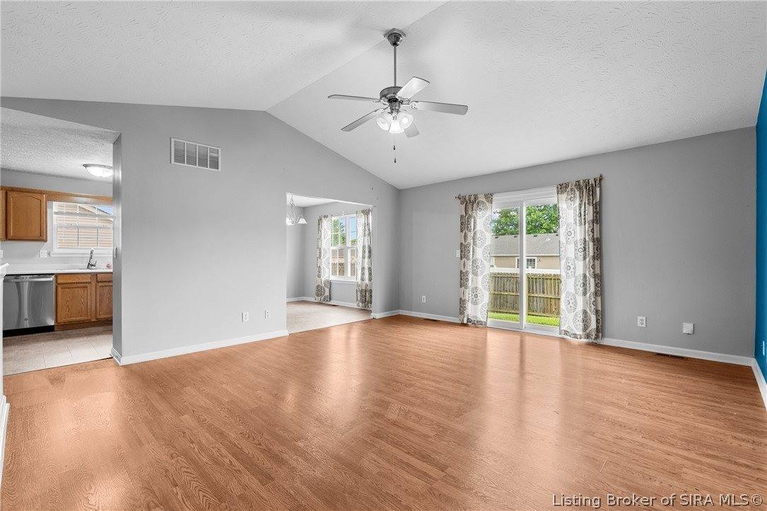 514 Presley Lane, Jeffersonville, IN 47130