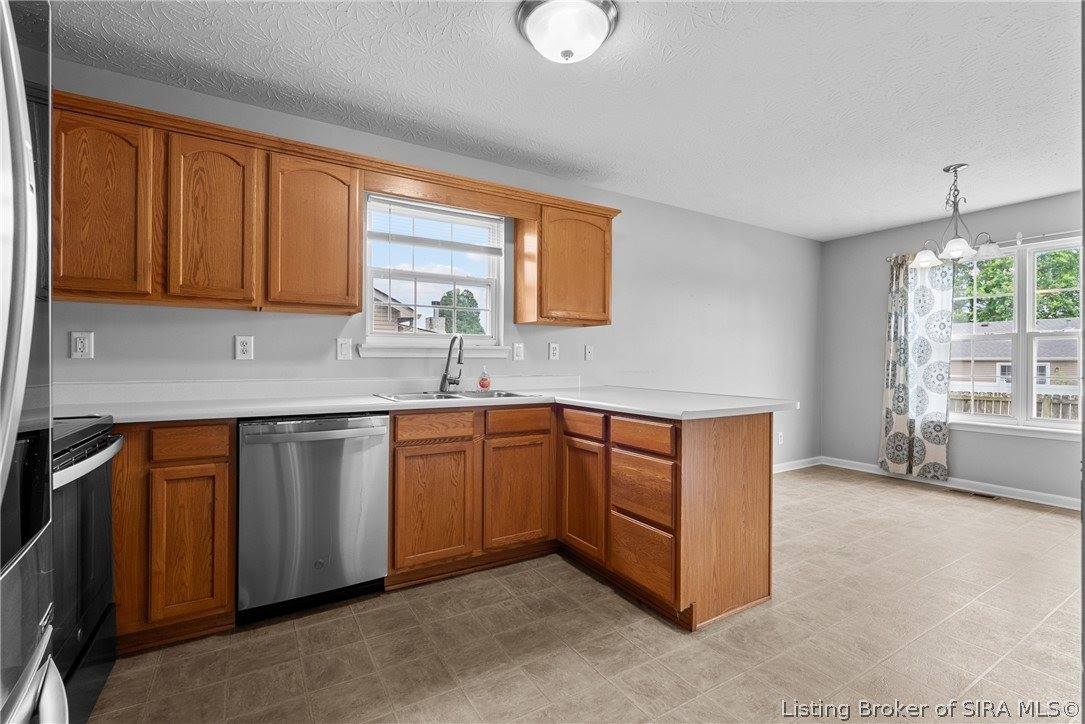 514 Presley Lane, Jeffersonville, IN 47130