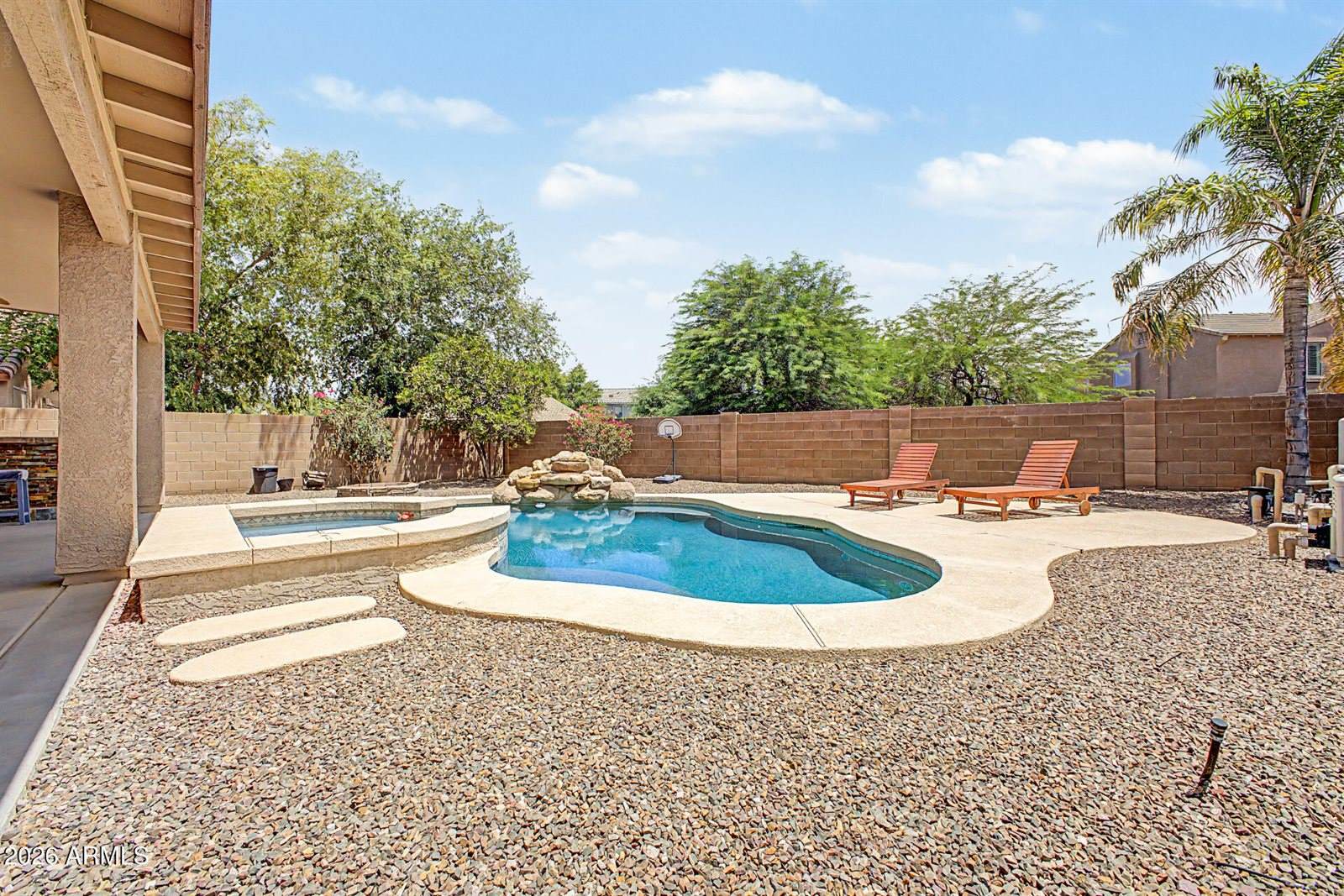 81 West Castle Rock Road, San Tan Valley, AZ 85143