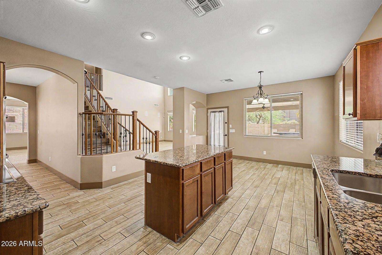 81 West Castle Rock Road, San Tan Valley, AZ 85143