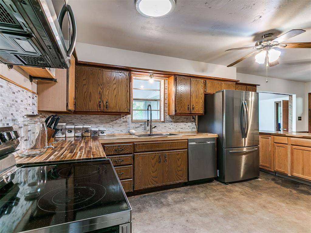 7085 Ponderosa Lane, Blanchard, OK 73010