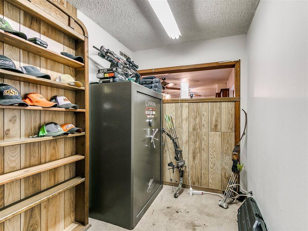 7085 Ponderosa Lane, Blanchard, OK 73010