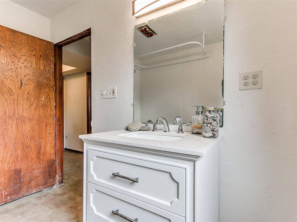 7085 Ponderosa Lane, Blanchard, OK 73010