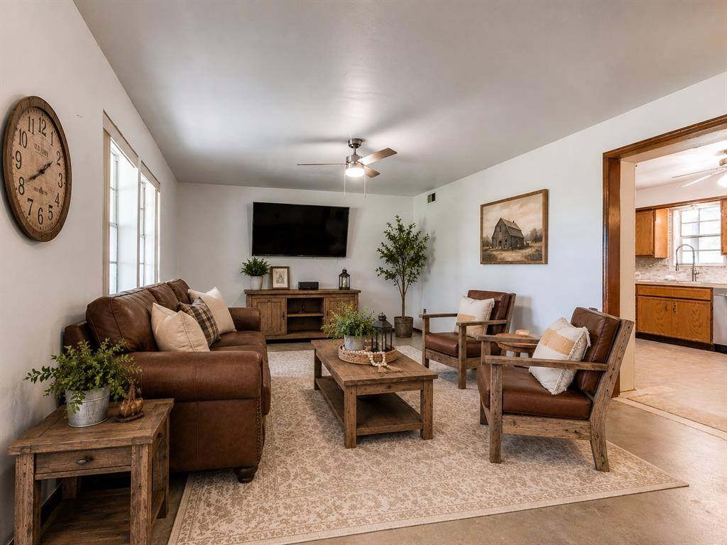 7085 Ponderosa Lane, Blanchard, OK 73010