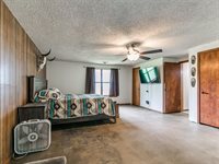 7085 Ponderosa Lane, Blanchard, OK 73010