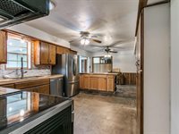 7085 Ponderosa Lane, Blanchard, OK 73010