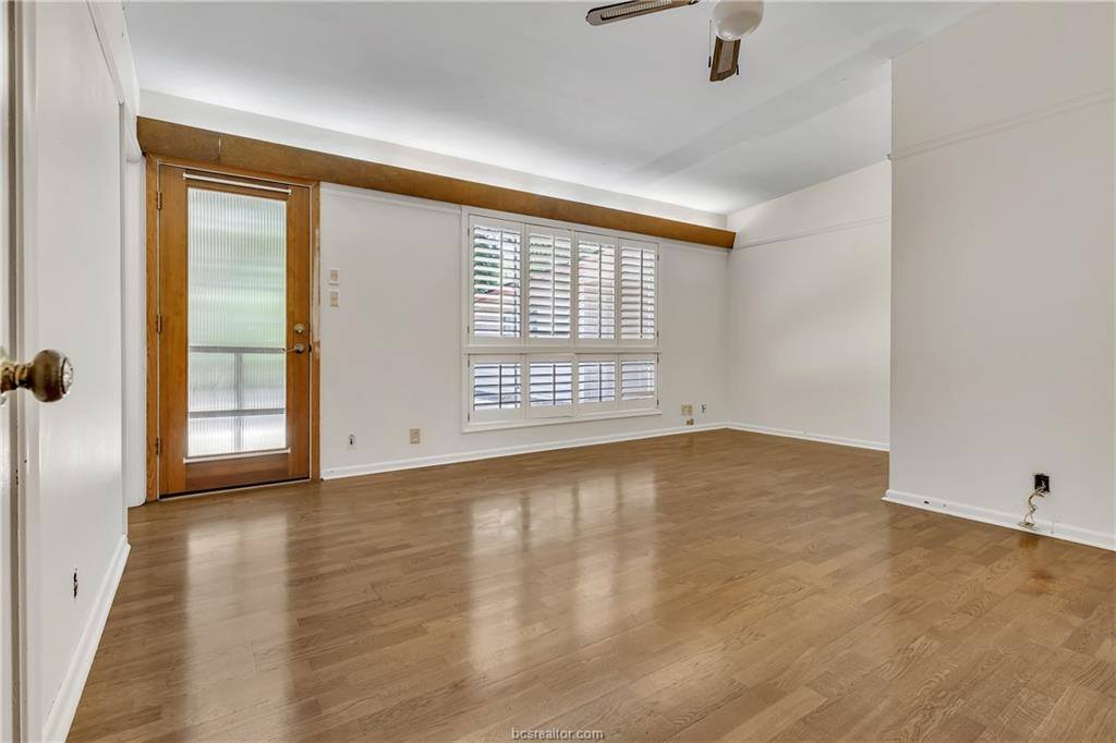 409 Timber Street, College Station, TX 77840