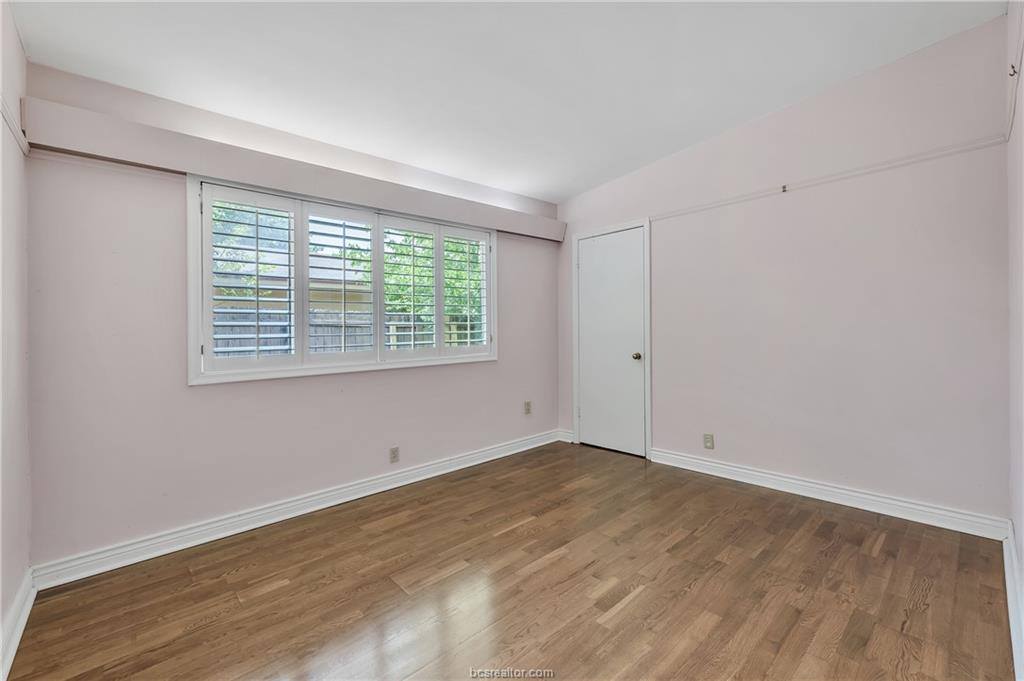 409 Timber Street, College Station, TX 77840
