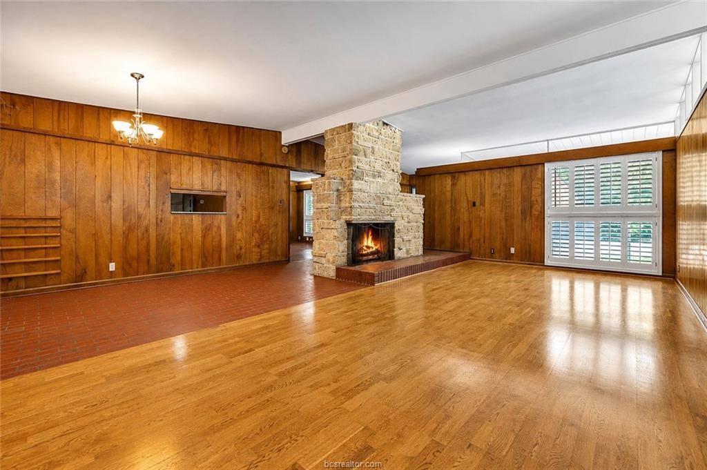 409 Timber Street, College Station, TX 77840