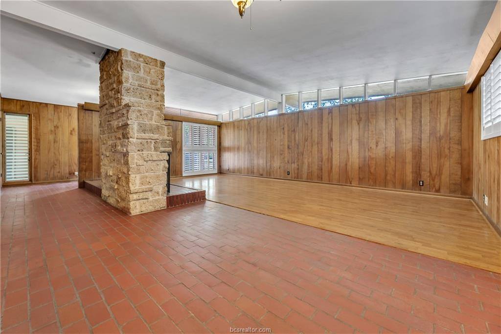 409 Timber Street, College Station, TX 77840